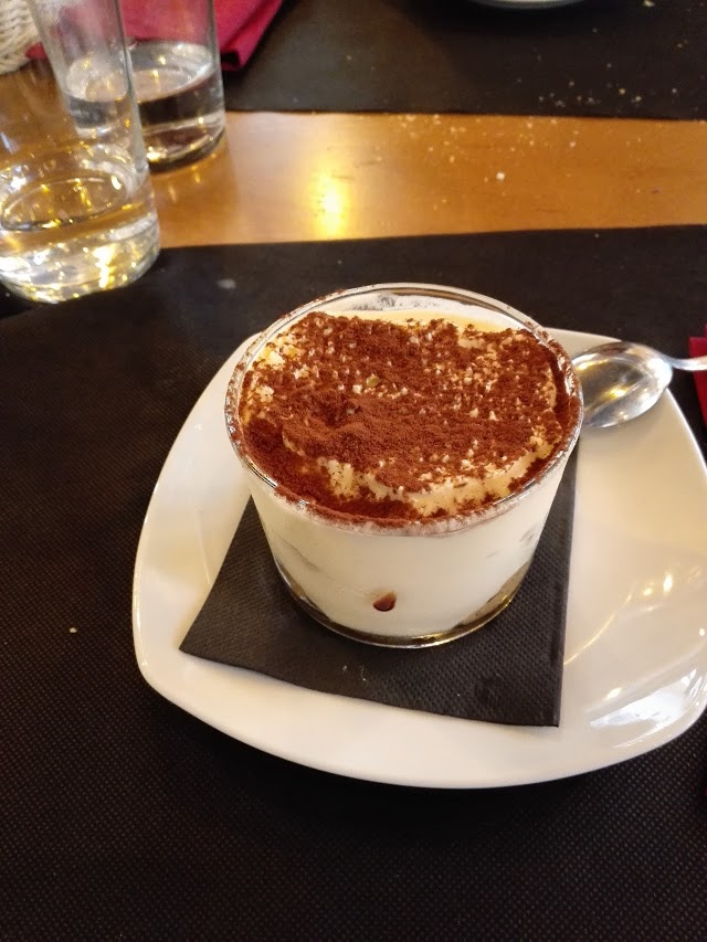 Restaurante italiano "Angolo di Trastevere"