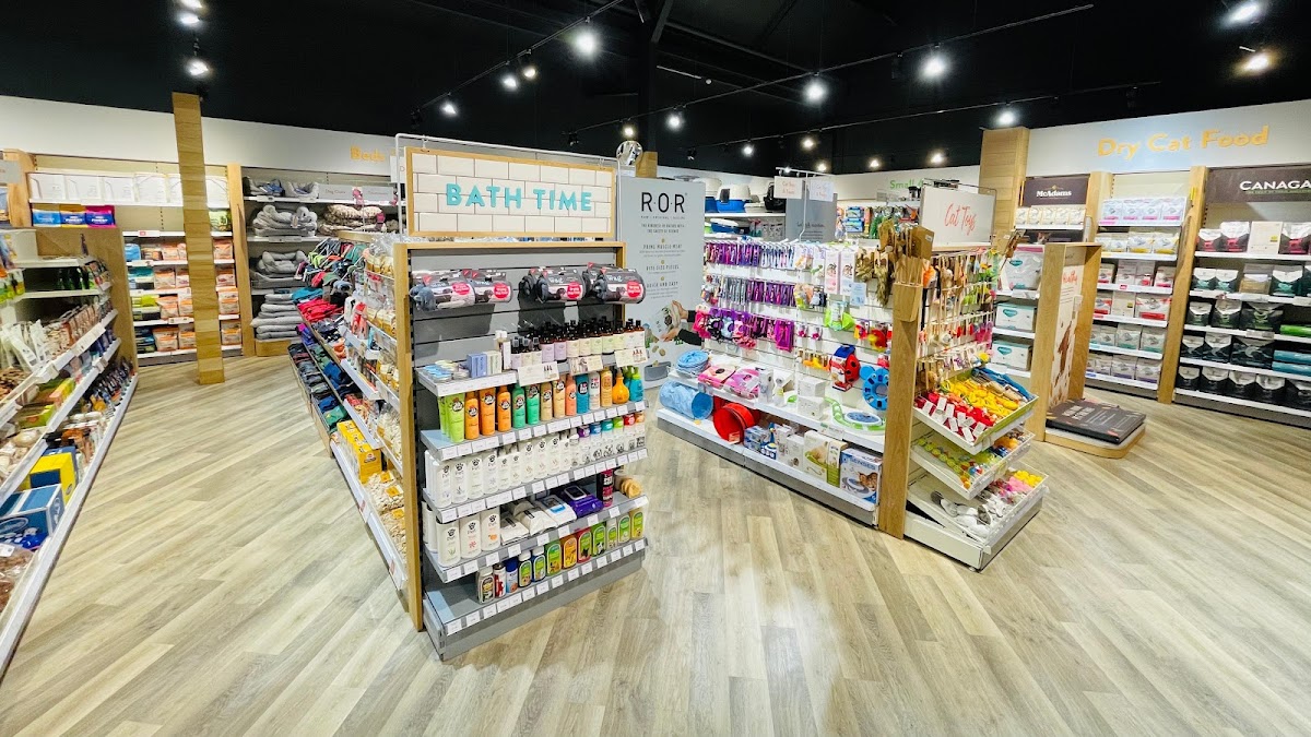 Pets Corner Bordon interior