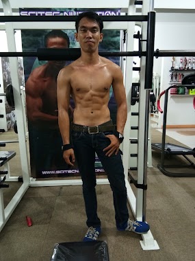 Muscle Gym, Author: Uun Kurnia