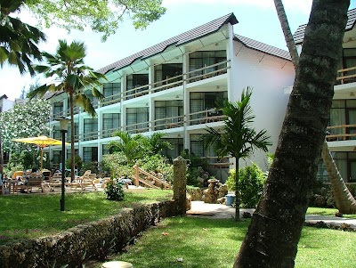 Photos of Travellers Beach Hotel