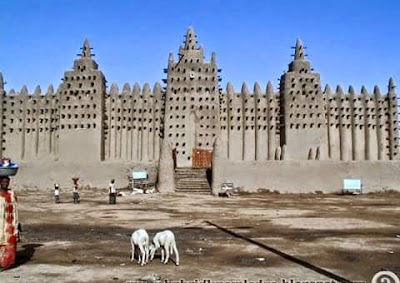 Photos of Basurhat Boro Masjid