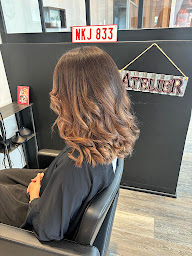 Photo n°3 de L’atelier des ciseaux à Le Folgoët (Salon de coiffure)