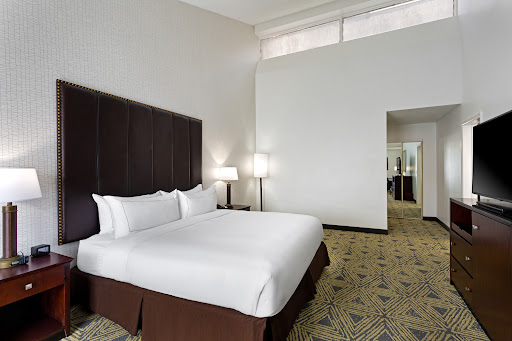 DoubleTree by Hilton Hotel Pittsburgh - Meadow Lands - Thumbnail