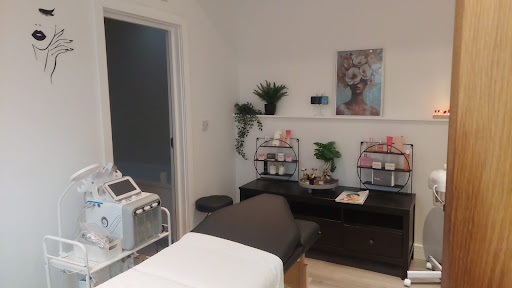 Glow De Fleur Aesthetics