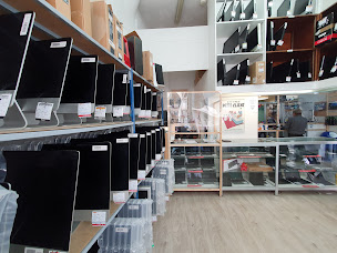 Photo n°7 de Microccase à Paris (Service de location d'outils)