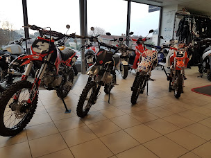 Photo n°8 de PICARD MOTOS, concessionnaire Peugeot Motocycles et Kymco à Sablé-sur-Sarthe (Vendeur de voitures d'occasion)