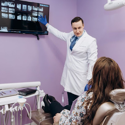 Deluxe Dentistry-General Dentistry-Cosmetic-Dental Implants-Sedation-Emergency Dental Care