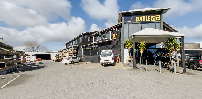 Dayle ITM Avondale - Hardware store