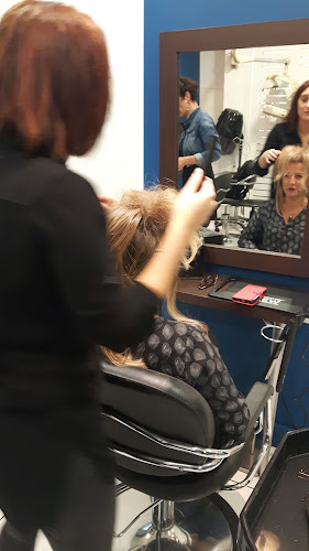 Cynthia B coiffure
