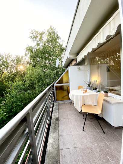 NAPSUGÁR RETRO APARTMAN