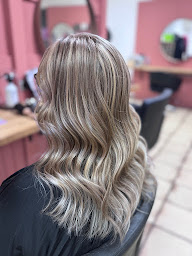 Photo n°4 de Staff'hair Sierentz à Sierentz (Salon de coiffure)