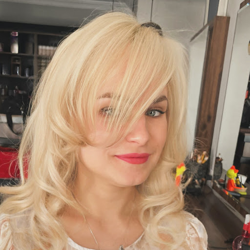 Akhan kuaför hasibe
