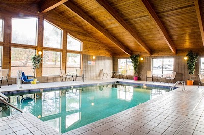 Photos of Boarders Inn and Suites by Cobblestone Hotels