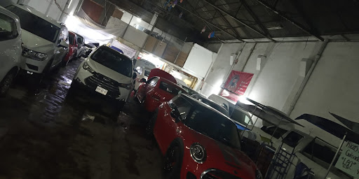 AUTOMOTRIZ VALENCIA Gallery - Mexico