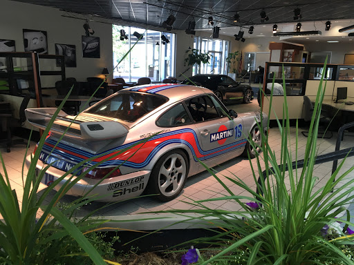 Piazza Premium Automobiles - Thumbnail
