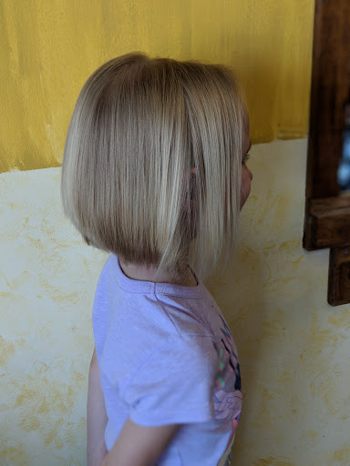 Ultimate Visions Unisex Salon Gallery - United States