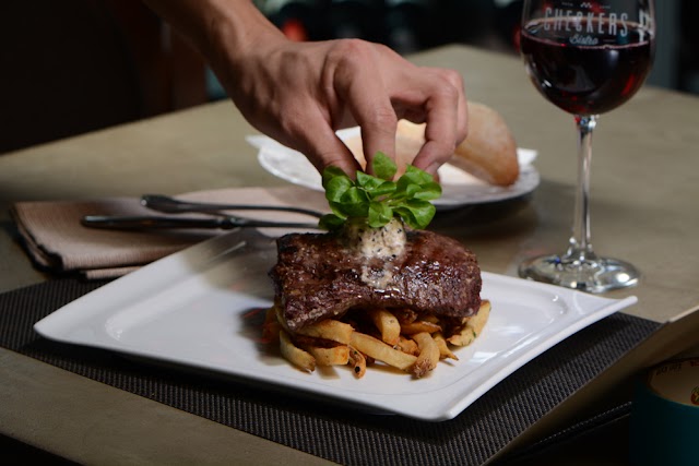 Checkers Bistro