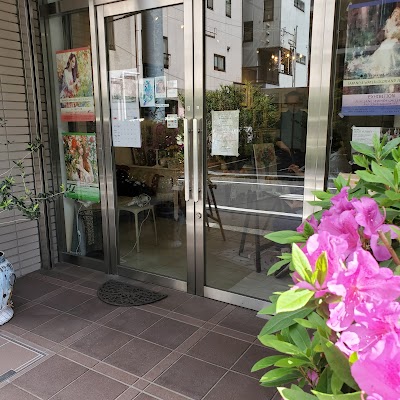 JESUS YUMMY (ジーザスユミー)