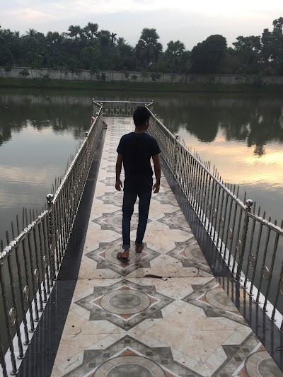Photos of Quddus Park, Pond Garden
