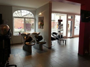 Photo n°2 de Si belle à Villers-Bretonneux (Salon de coiffure)