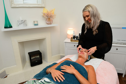 Lilly Victoria Beauty Indulgence Gallery - Australia