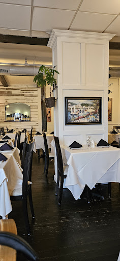 El Pulpo & Tapas Bar - Middletown Gallery - United States