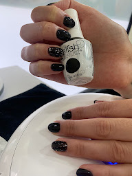 Photo n°5 de LA BELLE Salon De Coiffure Beauté à Neuilly-Plaisance (Salon de coiffure)