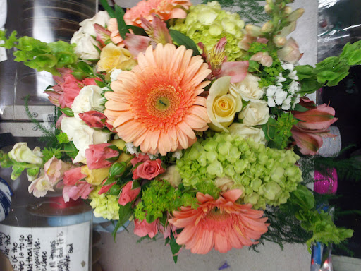 Colors of Life Flowers and Gifts/Eva's Designs - Thumbnail