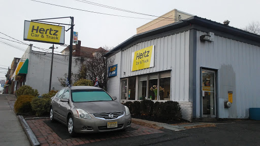 Hertz Car & Truck Rental - Thumbnail