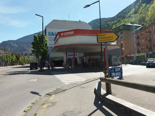 [Estació Enclar Carburants Andorrans] Av. de Tarragona - Thumbnail