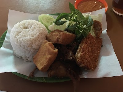 Photos of de Syinof