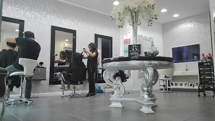 Creative Cutting Di Raffaele Cambio