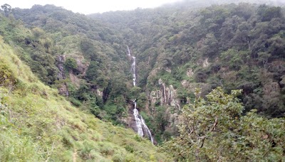 Photos of Kolapathana Waterfall