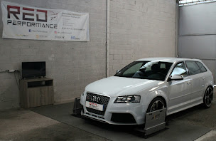 Photo n°3 de RED Performance à Ennezat (Prestataire de tuning automobile)