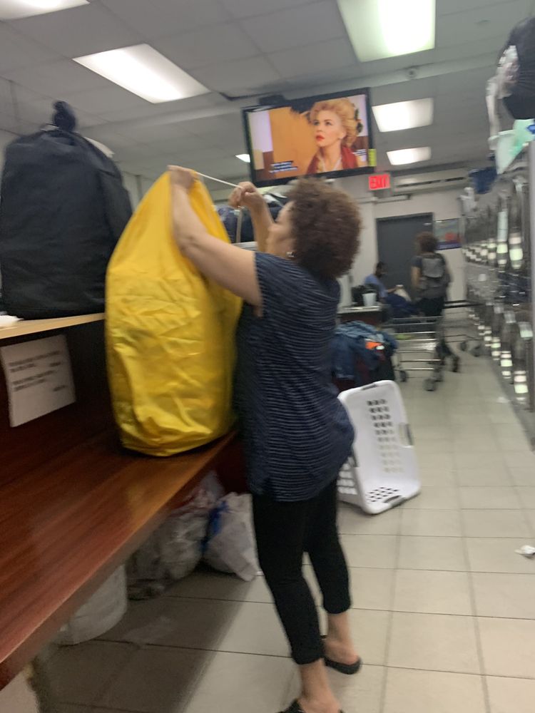 965 Laundromat storefront and entrance in New York