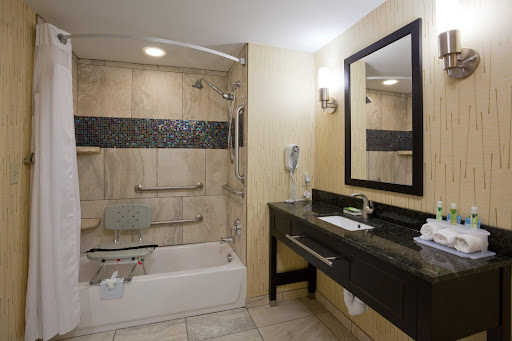 Holiday Inn Express & Suites Fort Dodge, an IHG Hotel - Thumbnail