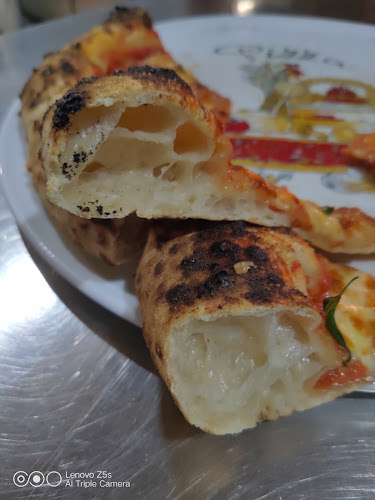 Kanari konstantinos, Πυθαγόρειο 831 03