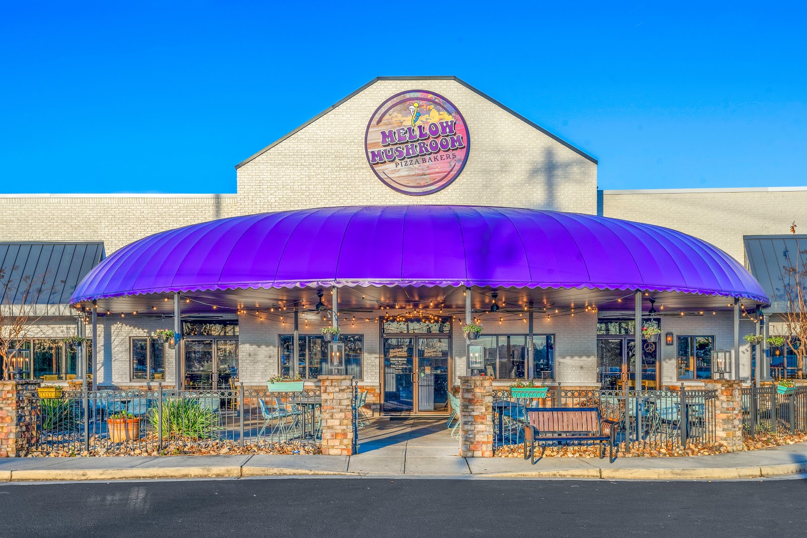 Mellow Mushroom Stockbridge — photo 1