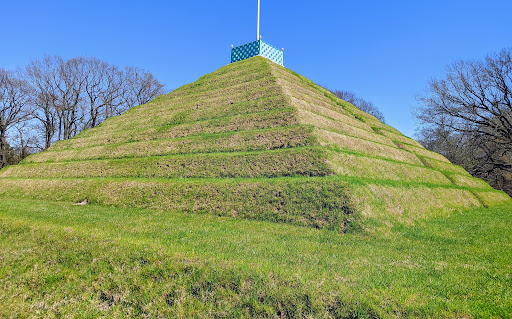 Landpyramide Branitzer Park - Thumbnail