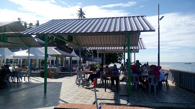 Photos of Kaliki Resto & Penginapan Jokowi di Nias