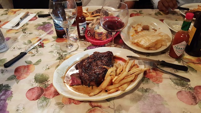 Doe's Eat Place