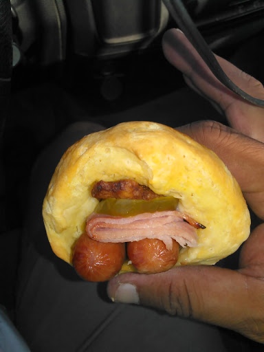 Hawk Donuts - Visual