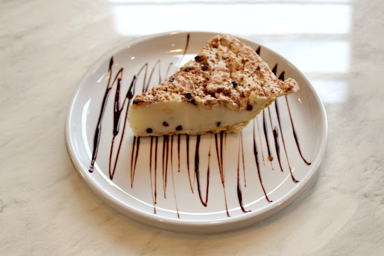 Frank Pepe Pizzeria Napoletana by null