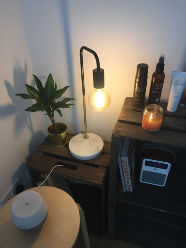 wood hair salon - Thumbnail