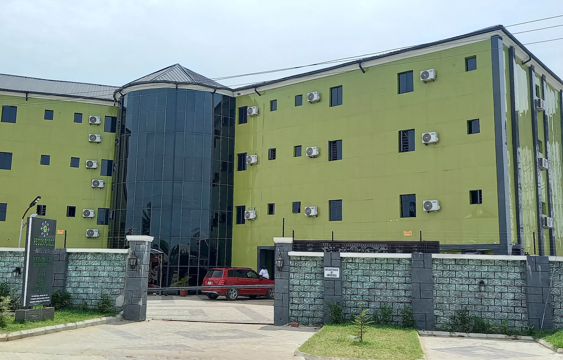 Pecos Place Hotel & Resorts