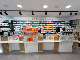 Photo n°2 de Pharmacie de Beaumont à Hem (Pharmacie)