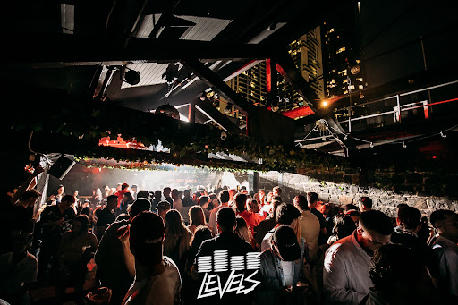 LEVELS MELBOURNE - Visual