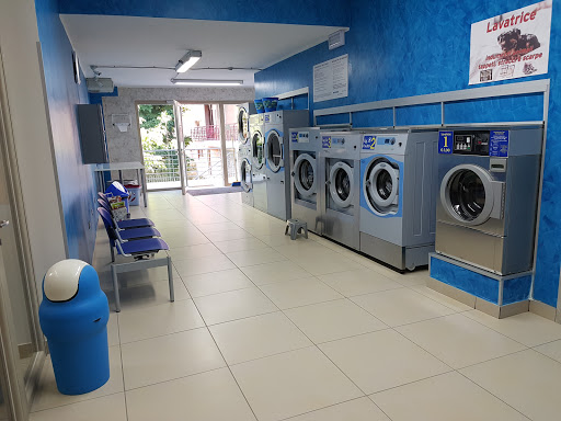 Lavanderia automatica self service "Bolle blu" - Thumbnail
