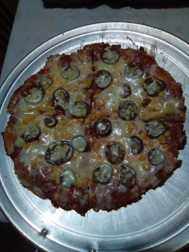 Arnoldo's Pizza - Visual
