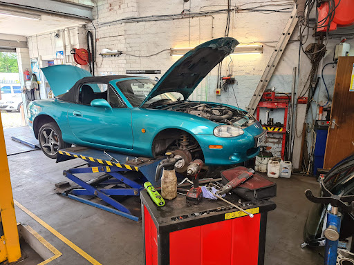 Mark Loftus Motor Services - Thumbnail